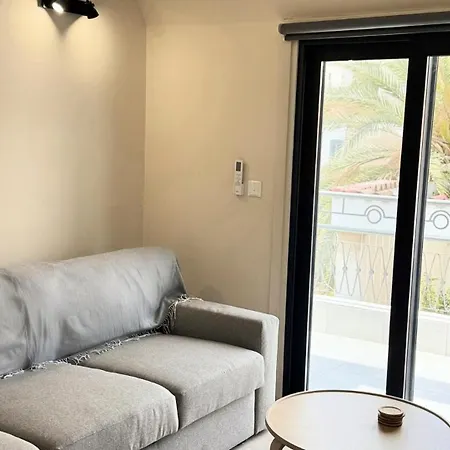 アパート Centre 2-bedroom, Old Town,